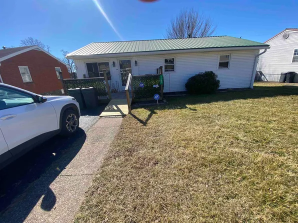 1102 Crestwood Ct, Flatwoods, KY 41139