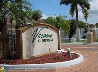 8123 SW 21st Ct, Hollywood, FL 33025