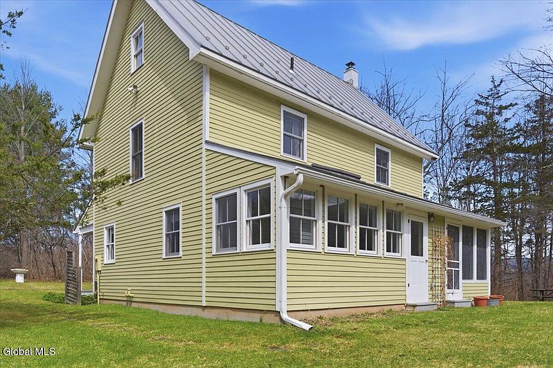 4th image of 1216 Clauverwie Road