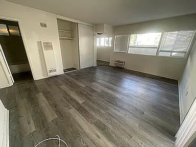 5th image of 11104-39 Aqua Vista St