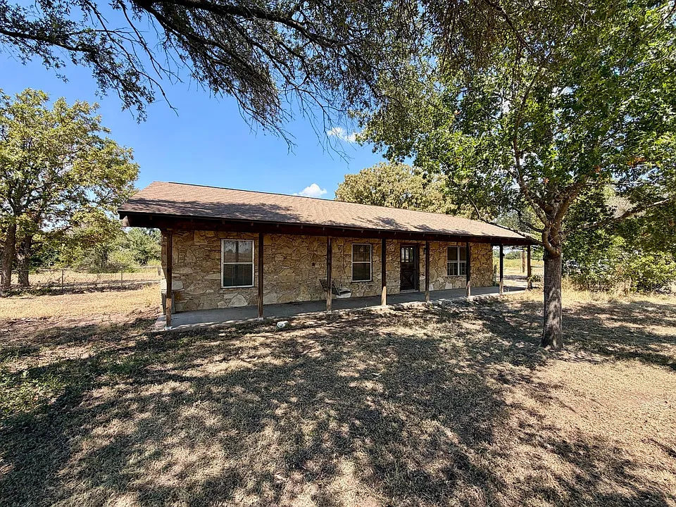 397 Scott Ln