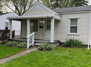 21118 Pinecrest St, Taylor, MI 48180