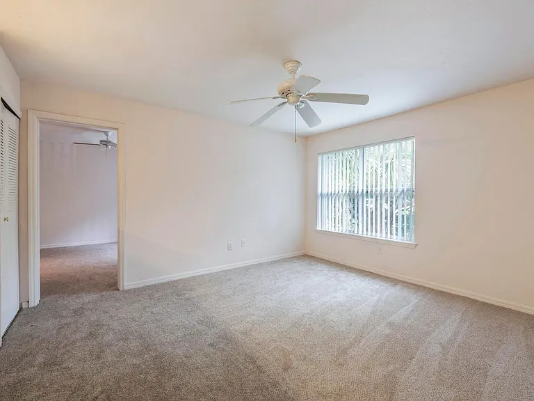 Park Villas Apartments — Photo 17