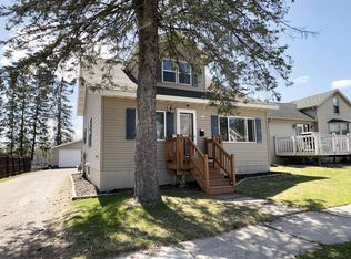 716 W Arnold St, Marshfield, WI 54449