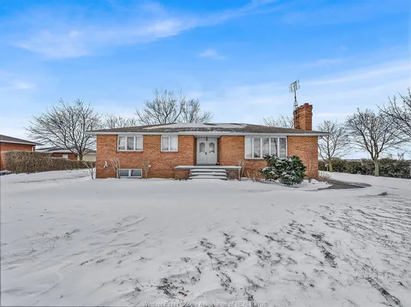 241 County Road 42 Rd, Lakeshore, ON N0R 1K0