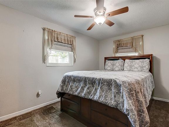 5th image of 9181 56th St