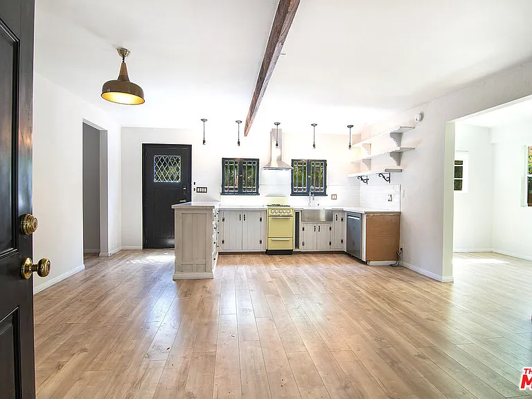 1159 S Hayworth Ave #1/2 — Photo 7