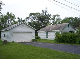 10499 266th Ave, Trevor, WI 53179