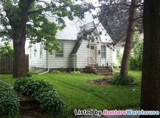 1604 Maywood St, Saint Paul, MN 55117