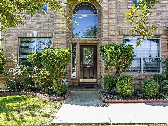 3rd image of 703 Wood Mesa Ct