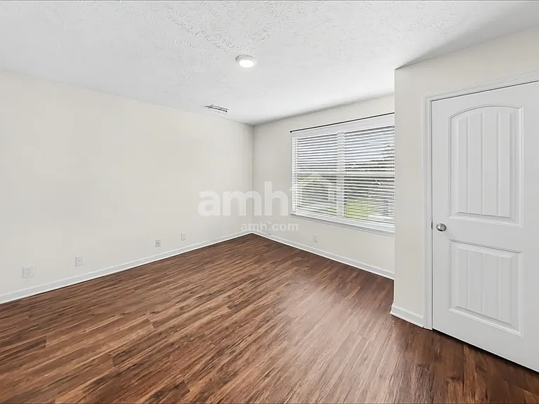 3331 Foxside Ln — Photo 16