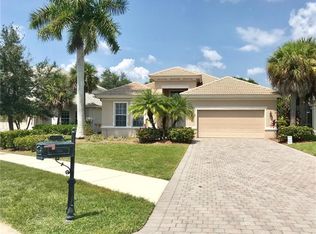 15877 Delasol Ln, Naples, FL 34110