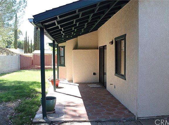 5th image of 916 Carner Ct