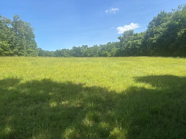 241 Long Branch Rd, Spencer, TN 38585