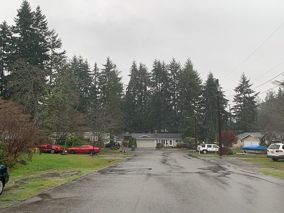 5th image of 6320 185th Pl SW