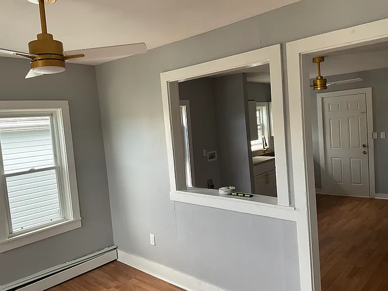 610 Union Ave #4 — Photo 4
