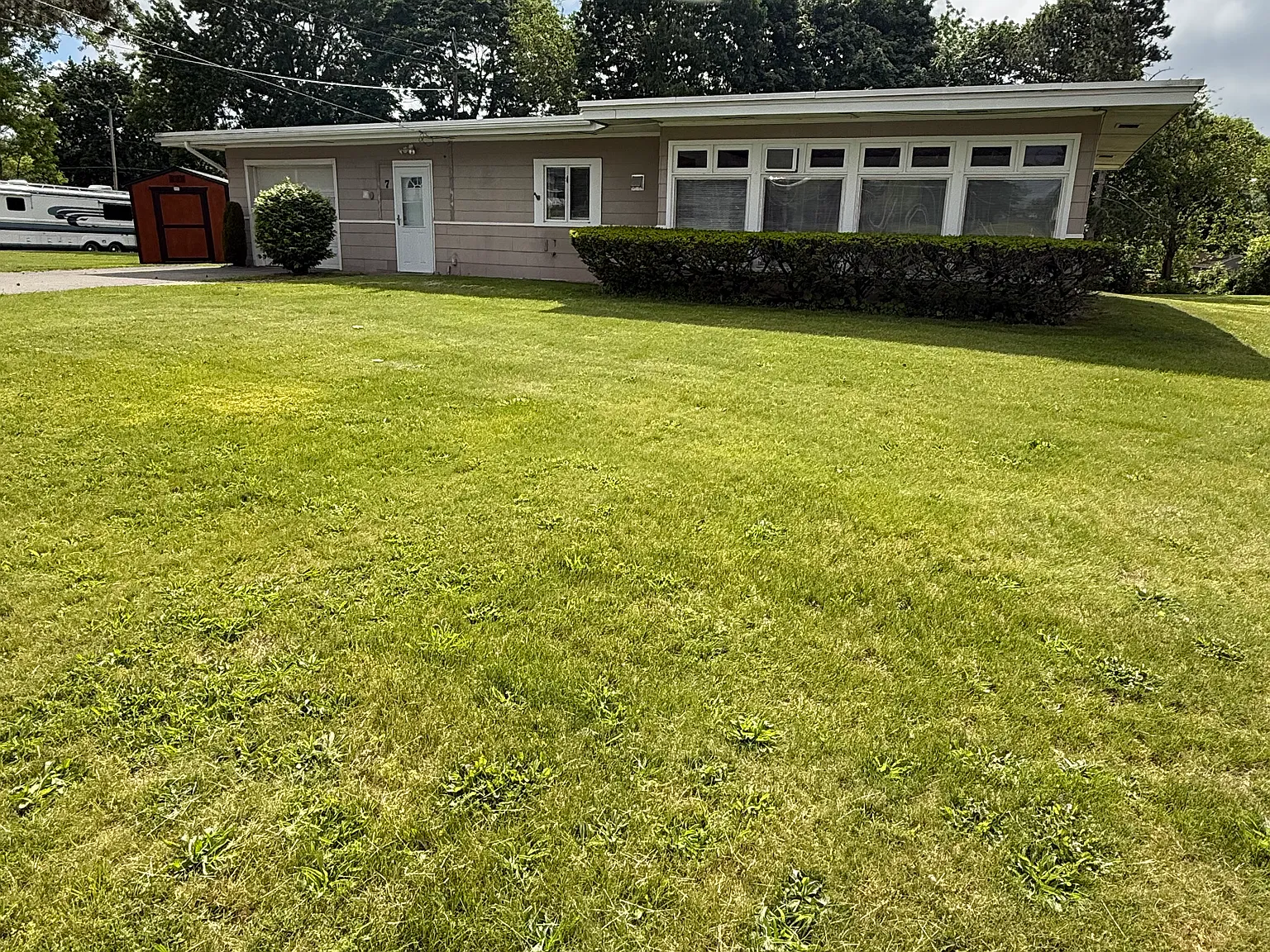 2 bed, $2,100 — Photo 1