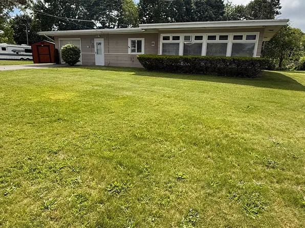 7 New England Ave, Cohoes, NY 12047