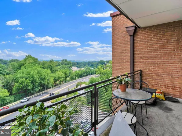 4390 Lorcom Ln APT 805, Arlington, VA 22207