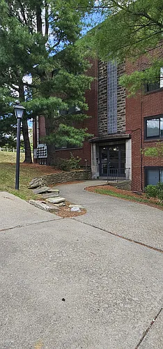 1 Glen Elm Dr Photo 1