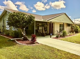701 Bel Air Ave, Sun City Center, FL 33573