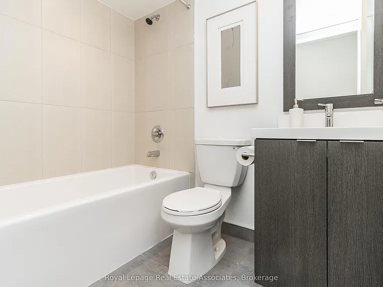 9 Mabelle Ave #1325 — Photo 12