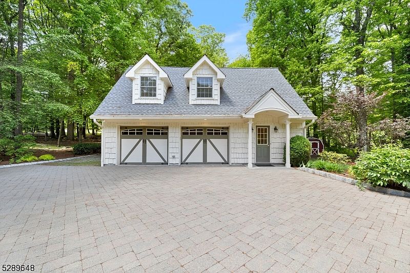 2nd image of 5 Reservoir Ridge Rd #Na
