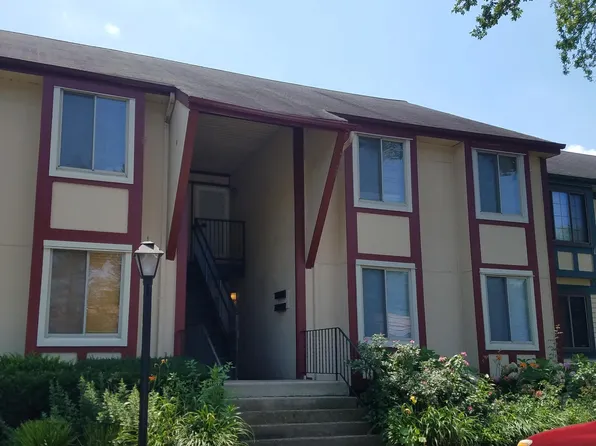 16 Shetland Dr, Clementon, NJ 08021