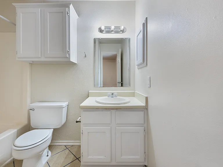 1904 Dartmouth St #S4 — Photo 15