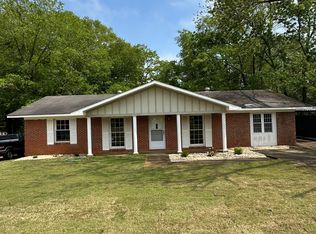 301 Briarwood Dr, Enterprise, AL 36330