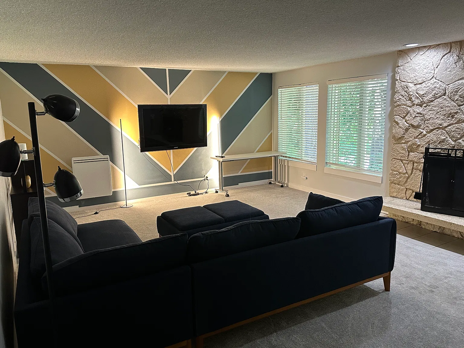 2 bed, 1100 sqft, $3,000 — Photo 1
