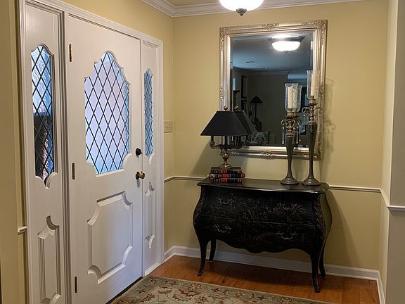 2nd image of 1004 W 14th St