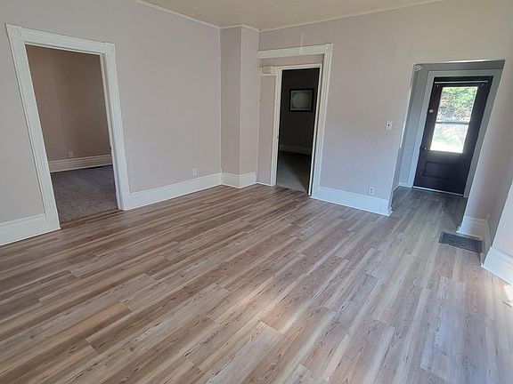 2nd image of 1913 16th St #1
