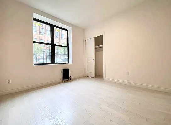 Rented by Compass | media 3