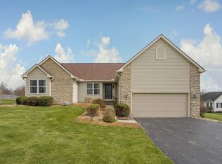 28 Gristmill Ct, Pataskala, OH 43062