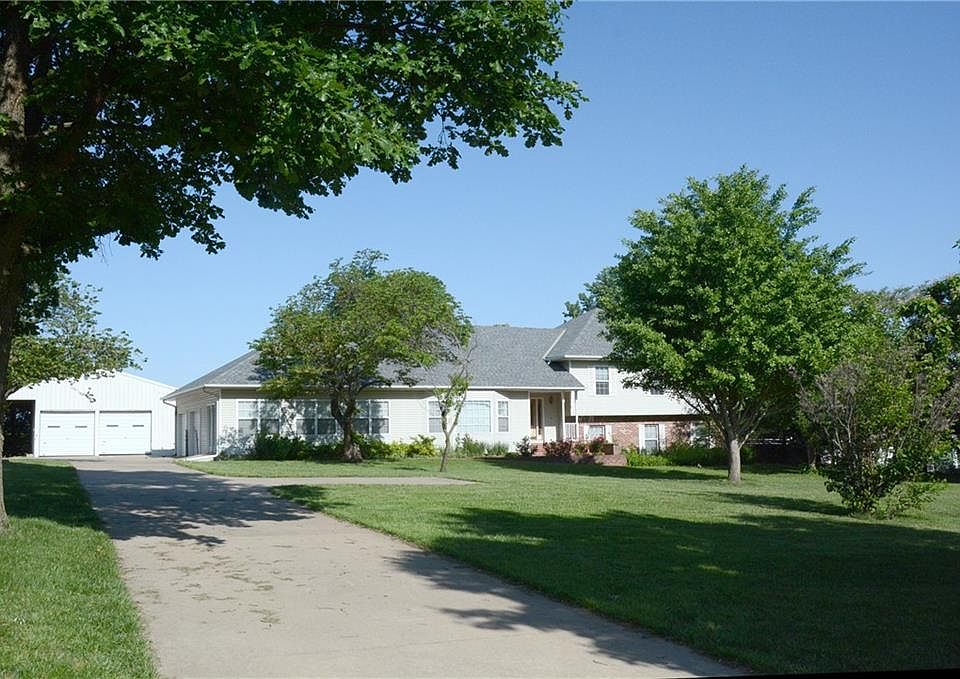 521 SW Woods Chapel Rd, Blue Springs, MO 64015 MLS 2437427 Zillow