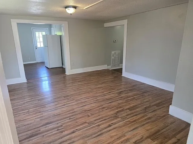 419 High St — Photo 3