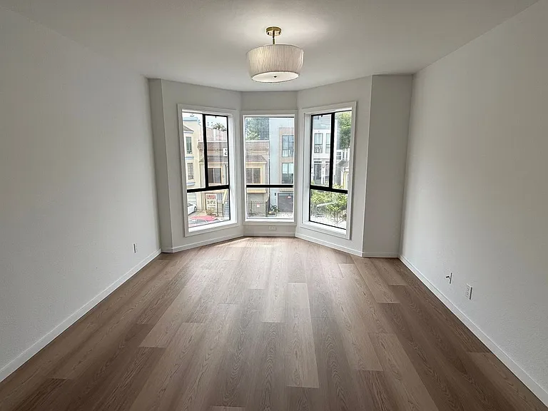 RC - 1630 Oakdale, Ave., San Francisco, CA, 94124 — Photo 59