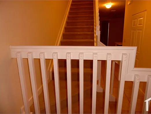 142 SE 28th Ter #12 — Photo 15