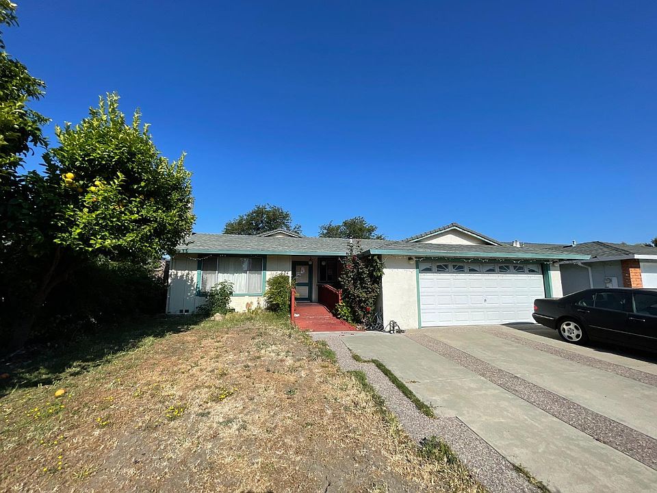 1st image of 524 Safari Dr
