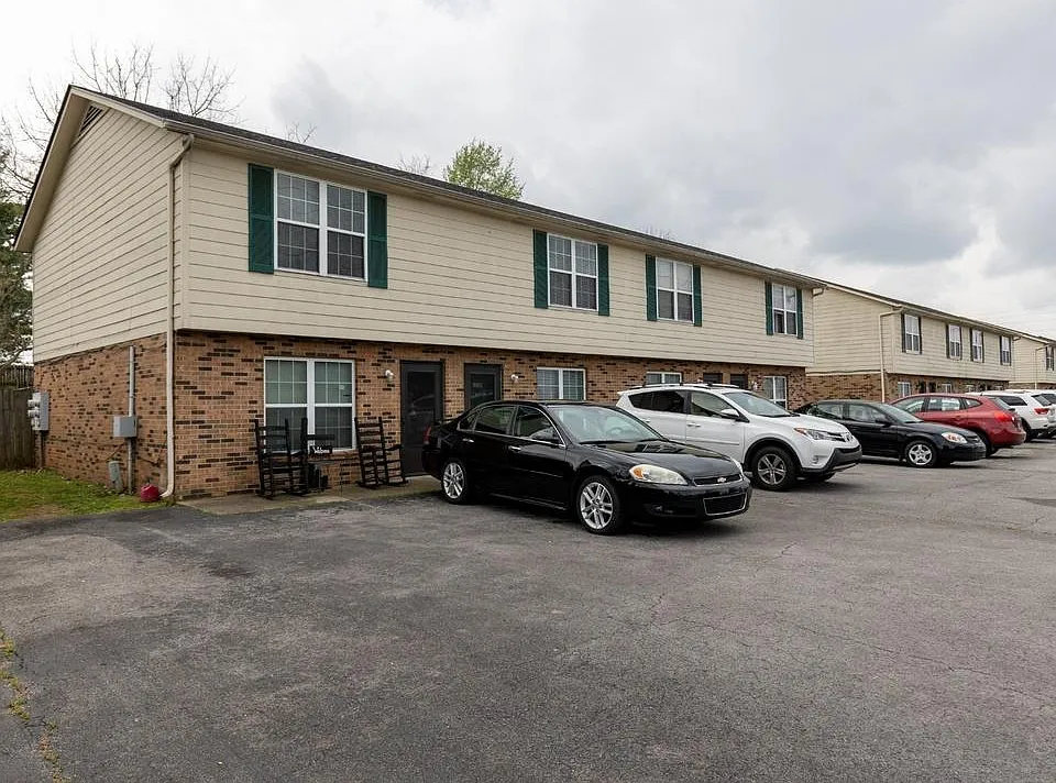134 E Northfield Blvd #D
