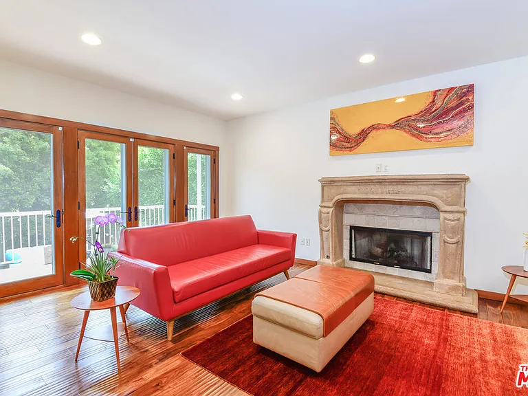 16790 Marquez Ave — Photo 17