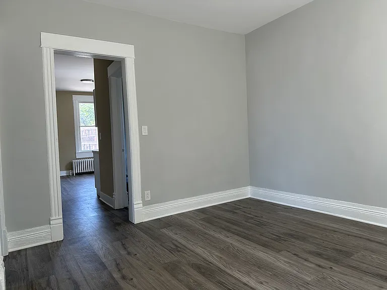 6115 N Hermitage Ave #2R — Photo 6