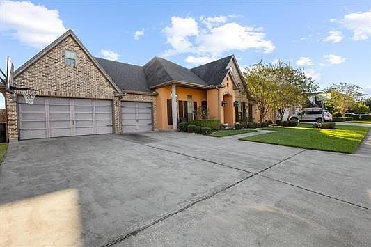 2nd image of 3536 Caffin Dr