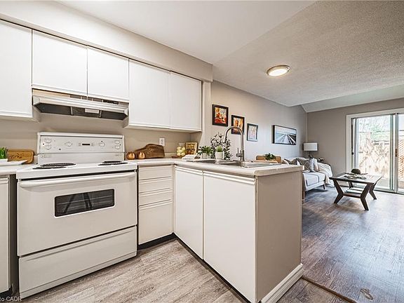 4th image of 67 Valleyview Rd #46