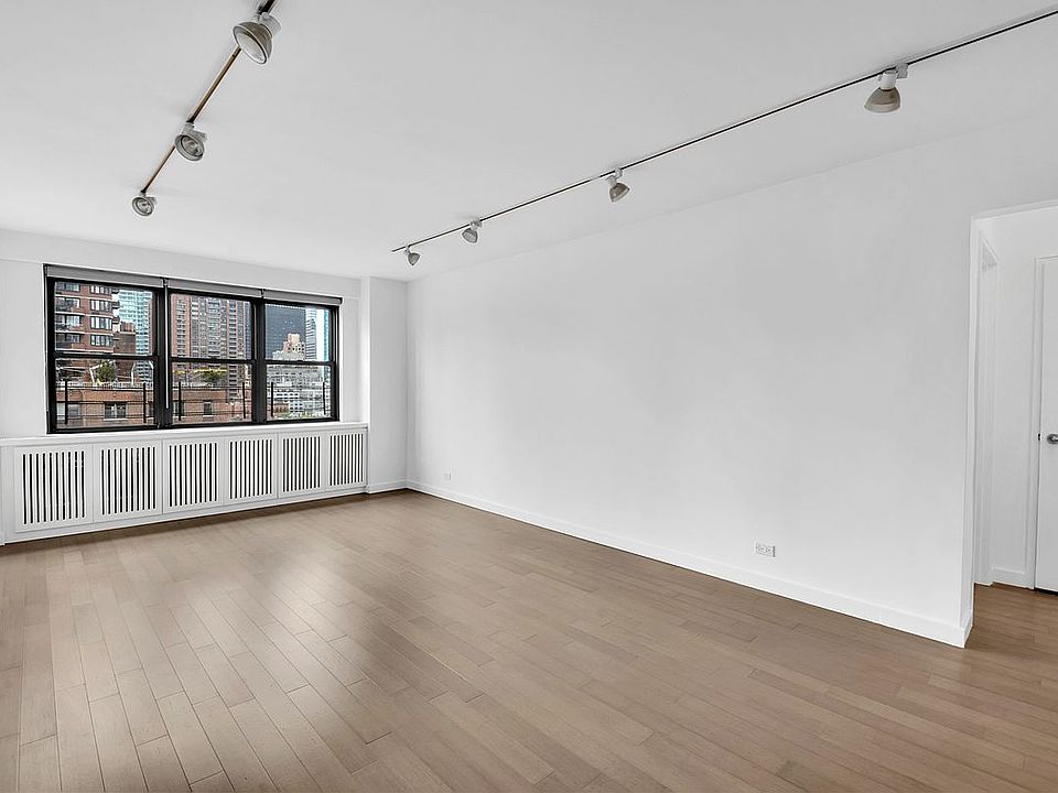 1st image of 301 E 63rd St #16DE