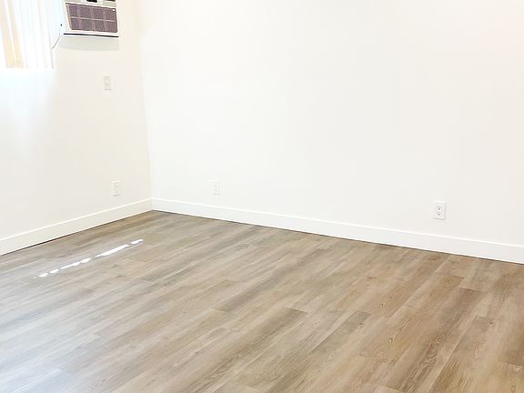 4th image of 6821 Ben Ave APT 1