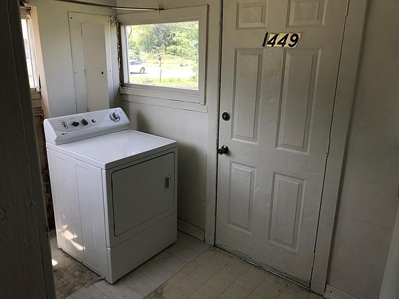5th image of 1449 E 32nd St