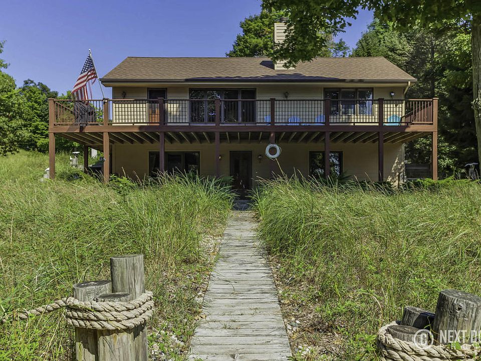 1st image of 9550 Whispering Sands Dr