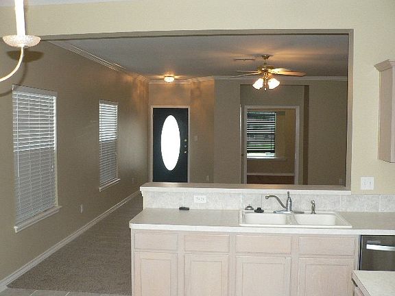 5th image of 6541 Fenwick Dr